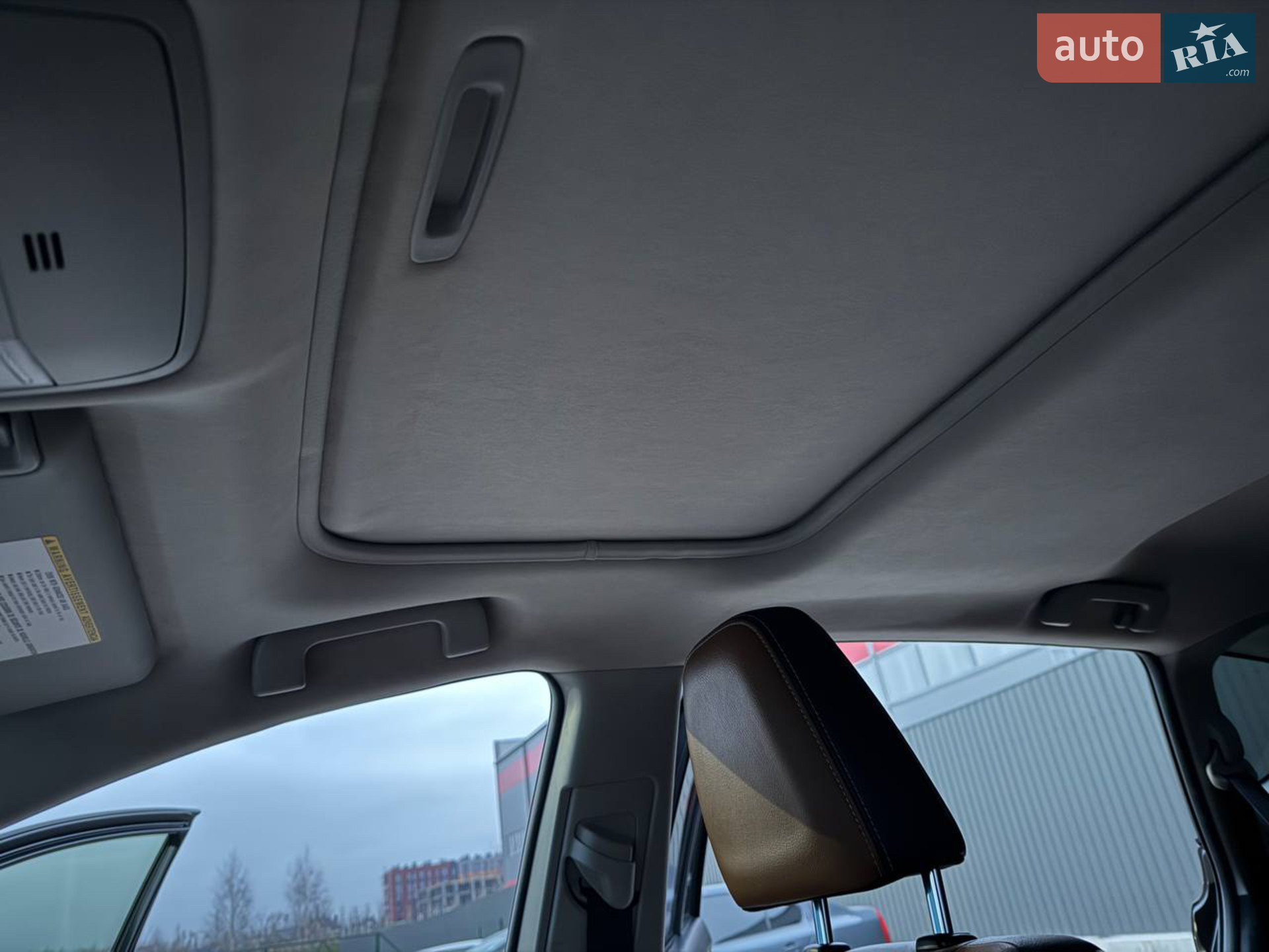2017 Toyota RAV 4 - мініатюра 15