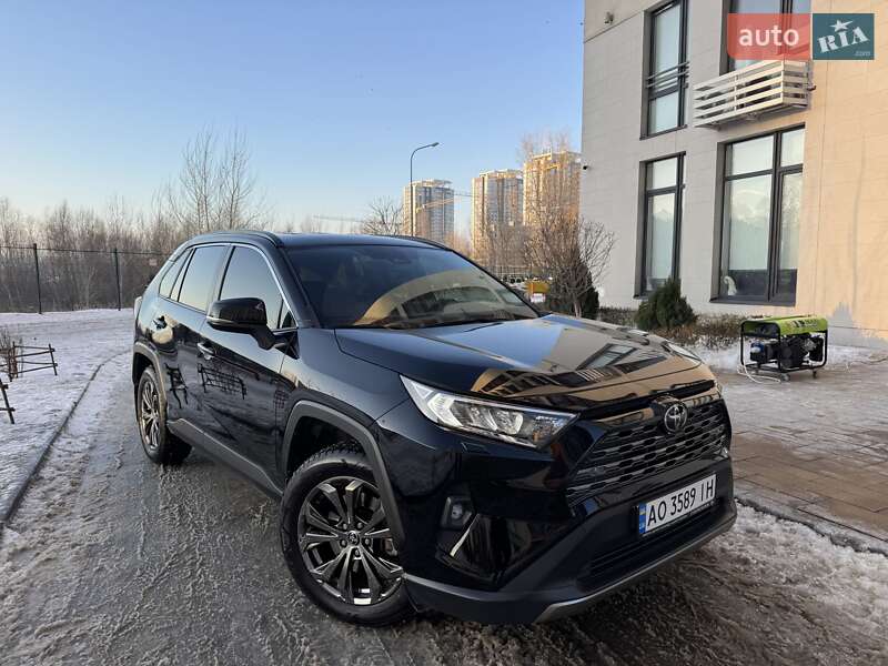 Внедорожник / Кроссовер Toyota RAV4 2022 в Киеве фото 2 Внедорожник / Кроссовер Toyota RAV4 2022 в Киеве