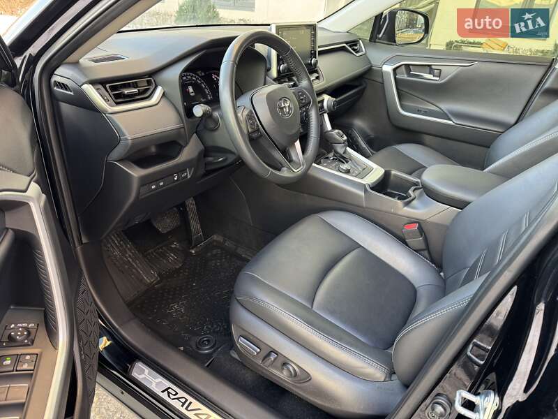 Внедорожник / Кроссовер Toyota RAV4 2022 в Киеве фото 53 Внедорожник / Кроссовер Toyota RAV4 2022 в Киеве