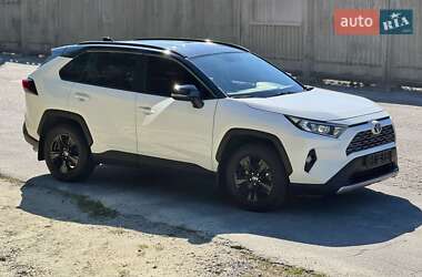 Внедорожник / Кроссовер Toyota RAV4 2019 в Харькове