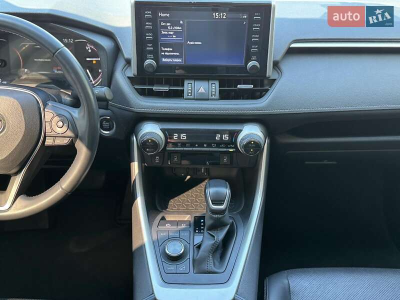 Внедорожник / Кроссовер Toyota RAV4 2019 в Харькове