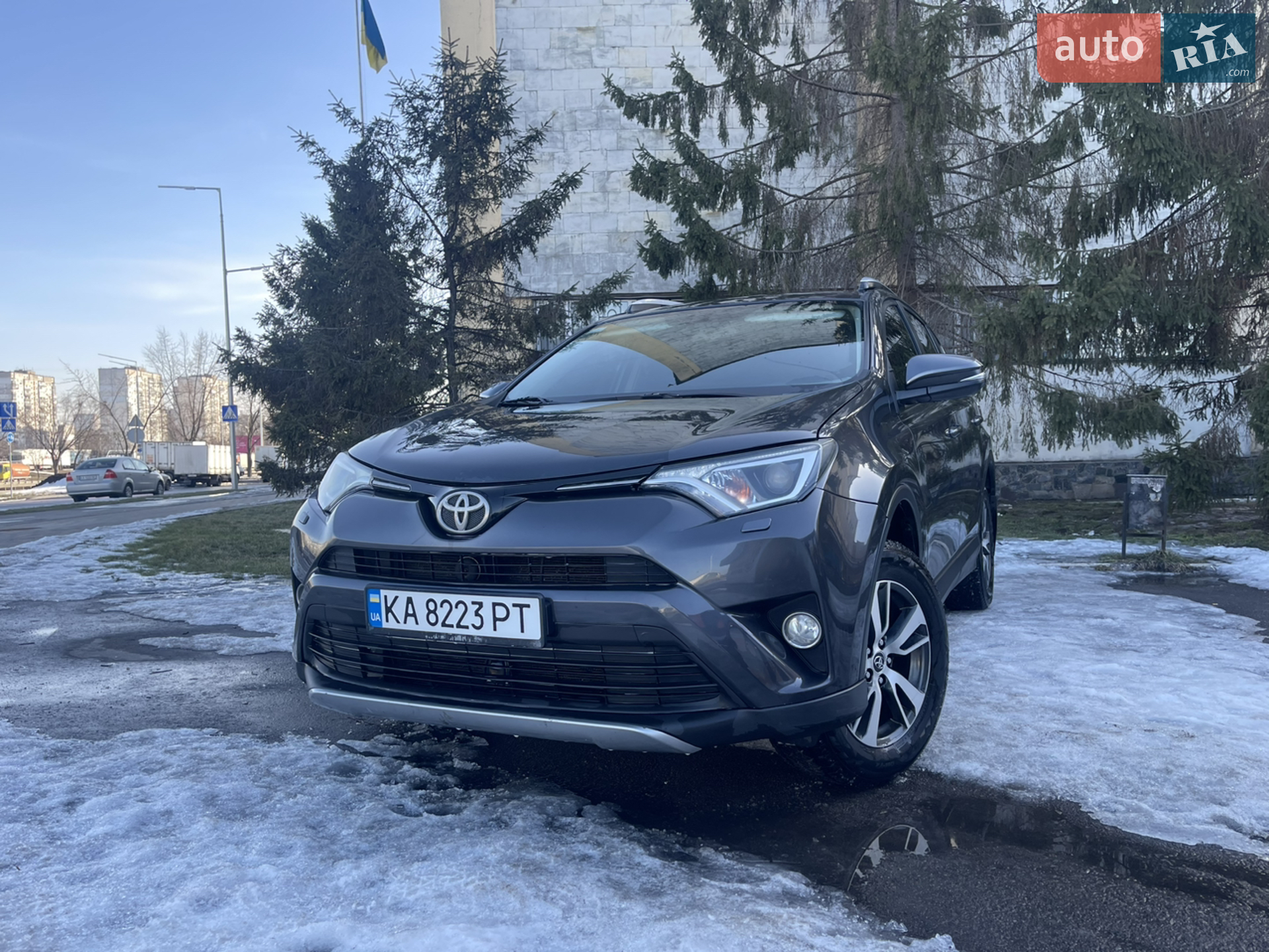 2017 Toyota RAV 4 - мініатюра 3