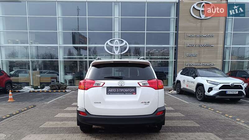 Внедорожник / Кроссовер Toyota RAV4 2013 в Киеве