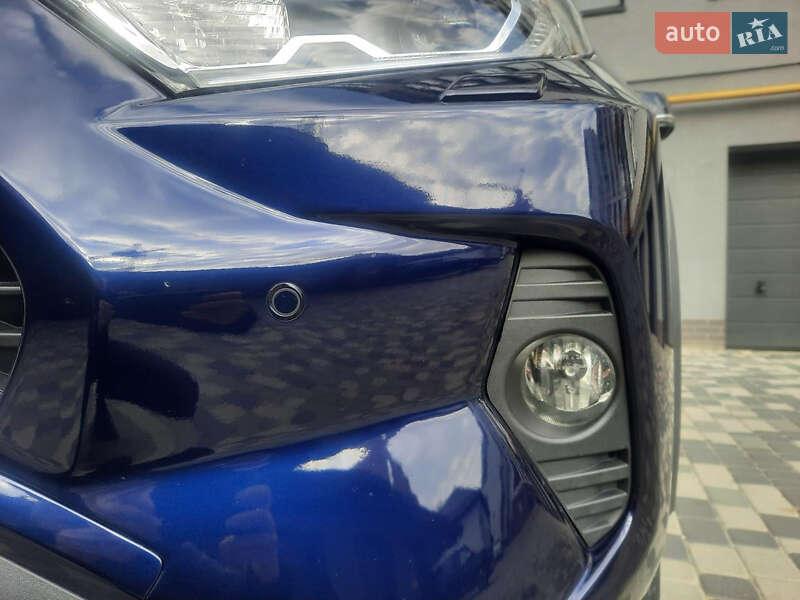 Внедорожник / Кроссовер Toyota RAV4 2019 в Ивано-Франковске