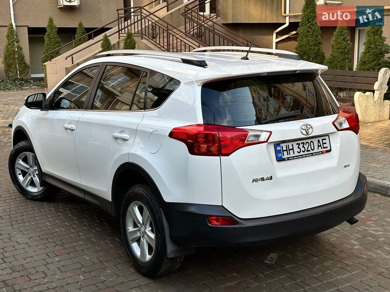 Позашляховик / Кросовер Toyota RAV4 2013 в Одесі