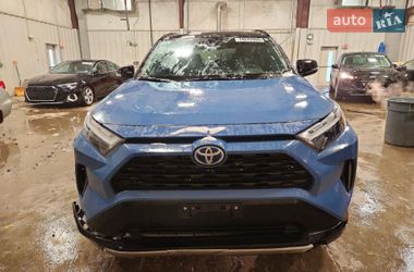 Позашляховик / Кросовер Toyota RAV4 2022 в Львові