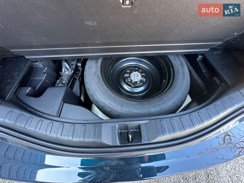 Внедорожник / Кроссовер Toyota RAV4 2018 в Николаеве