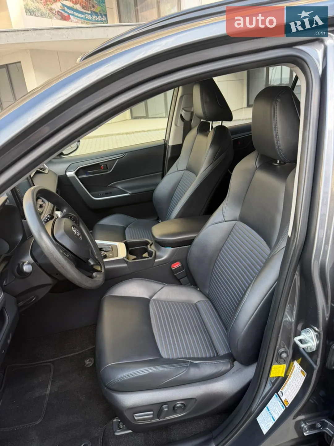 2019 Toyota RAV 4 - мініатюра 44