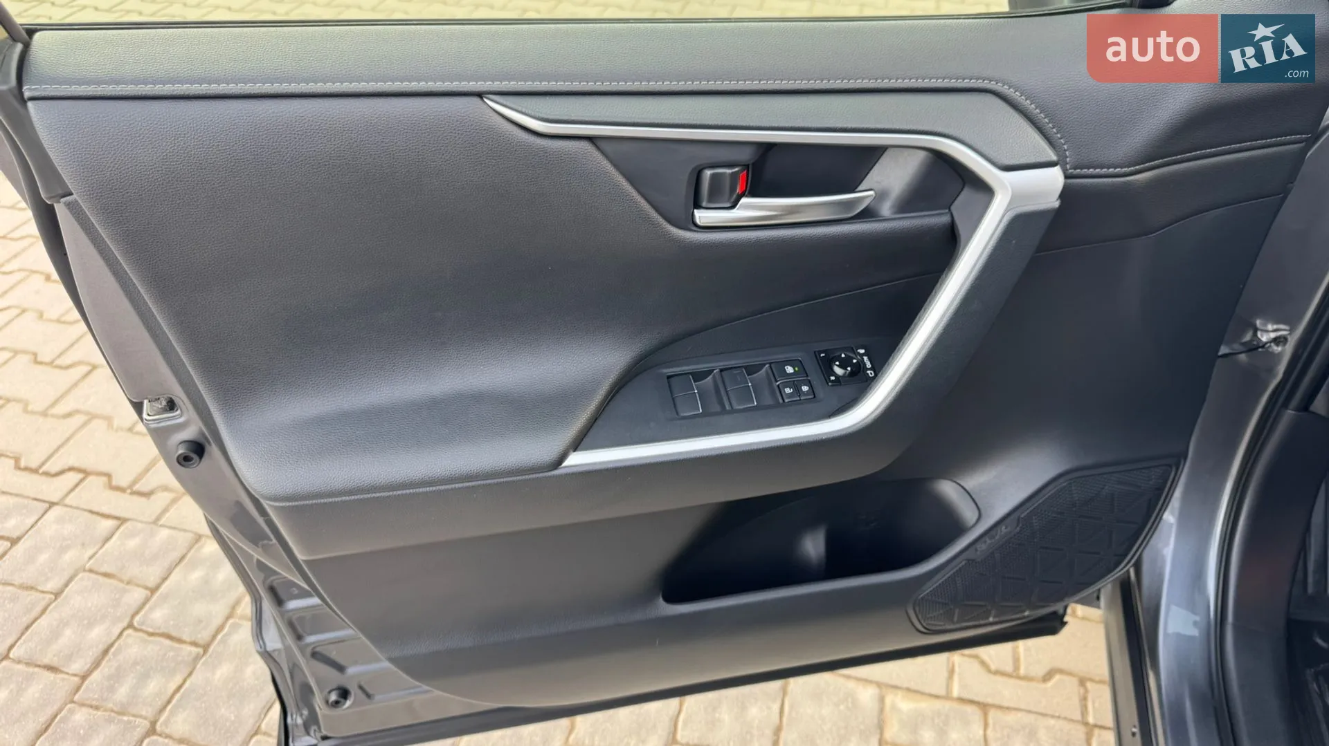 2019 Toyota RAV 4 - мініатюра 19