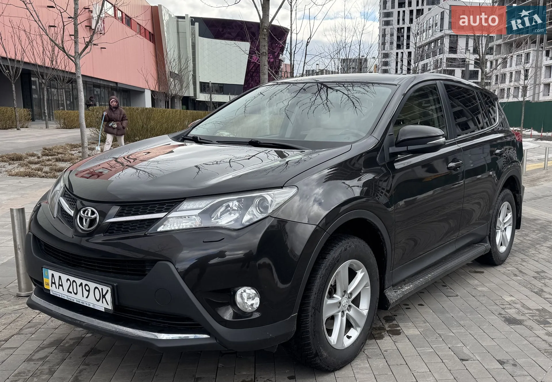 2014 Toyota RAV 4 - мініатюра 2