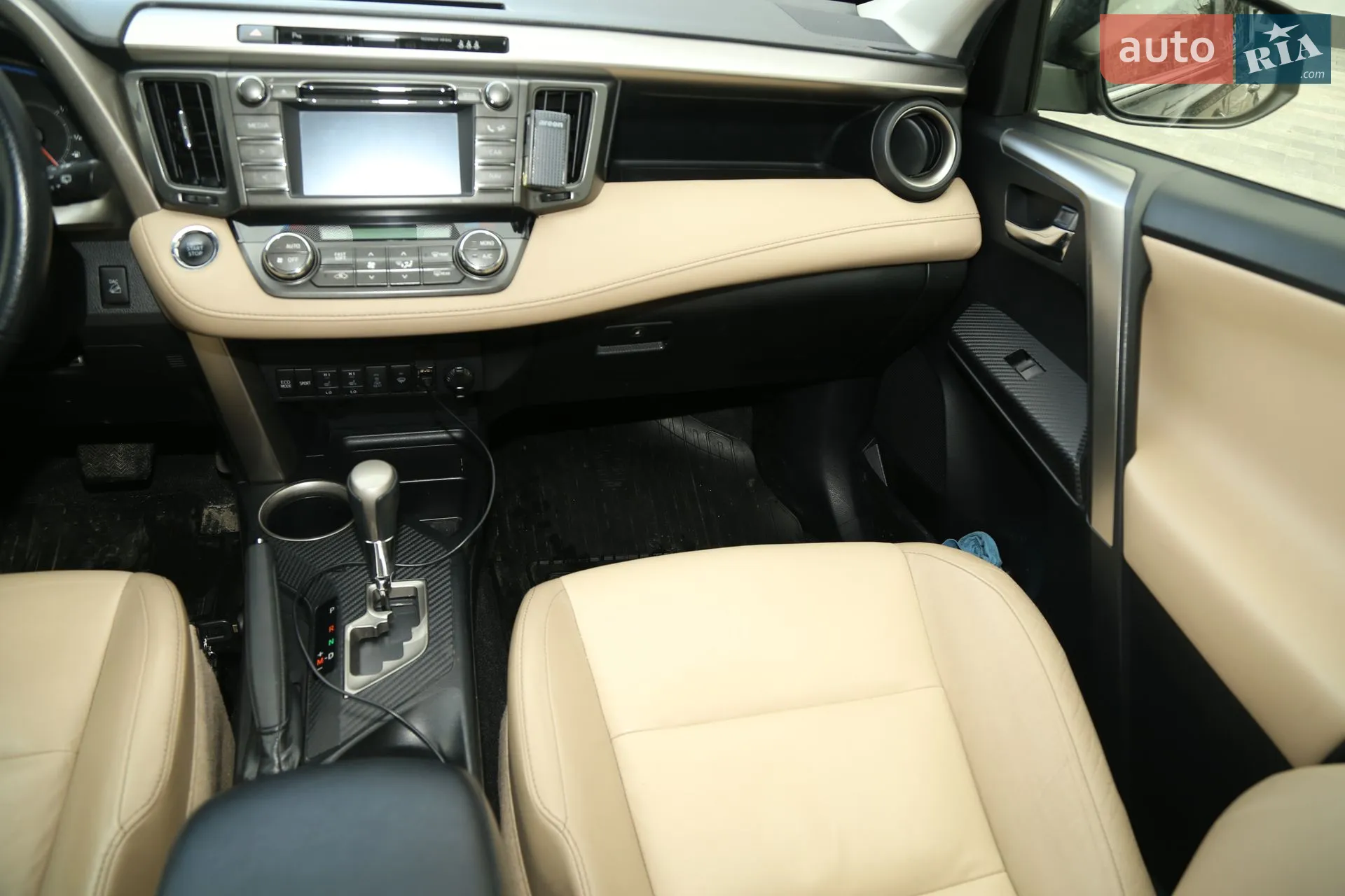 2014 Toyota RAV 4 - мініатюра 9