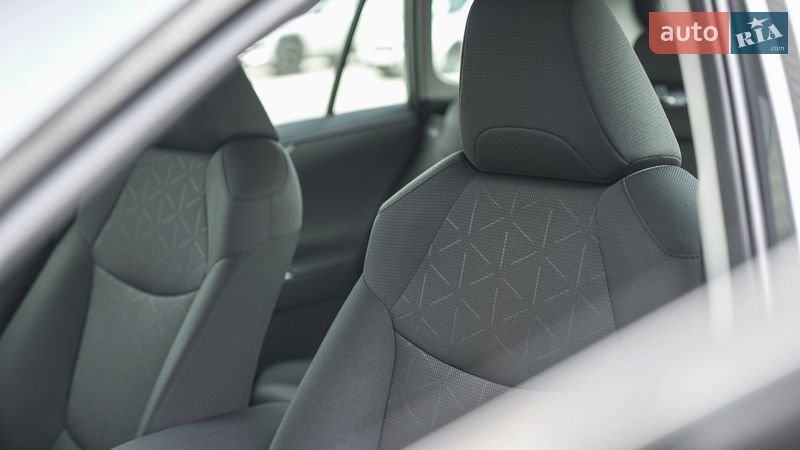 Внедорожник / Кроссовер Toyota RAV4 2024 в Львове