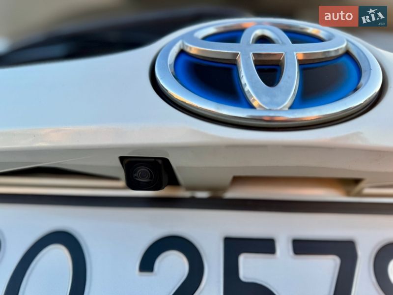 Внедорожник / Кроссовер Toyota RAV4 2018 в Львове