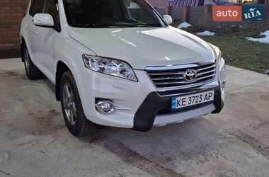 Внедорожник / Кроссовер Toyota RAV4 2012 в Киеве