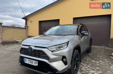 Внедорожник / Кроссовер Toyota RAV4 2020 в Кобеляках