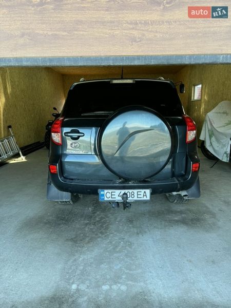 Внедорожник / Кроссовер Toyota RAV4 2007 в Черновцах