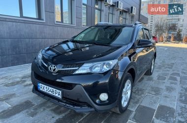 Внедорожник / Кроссовер Toyota RAV4 2015 в Харькове