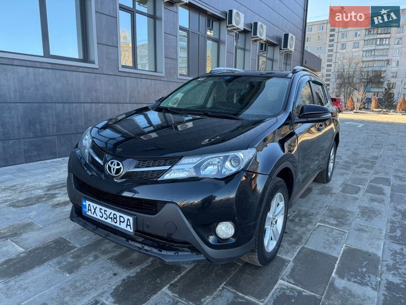 Toyota RAV4 2015