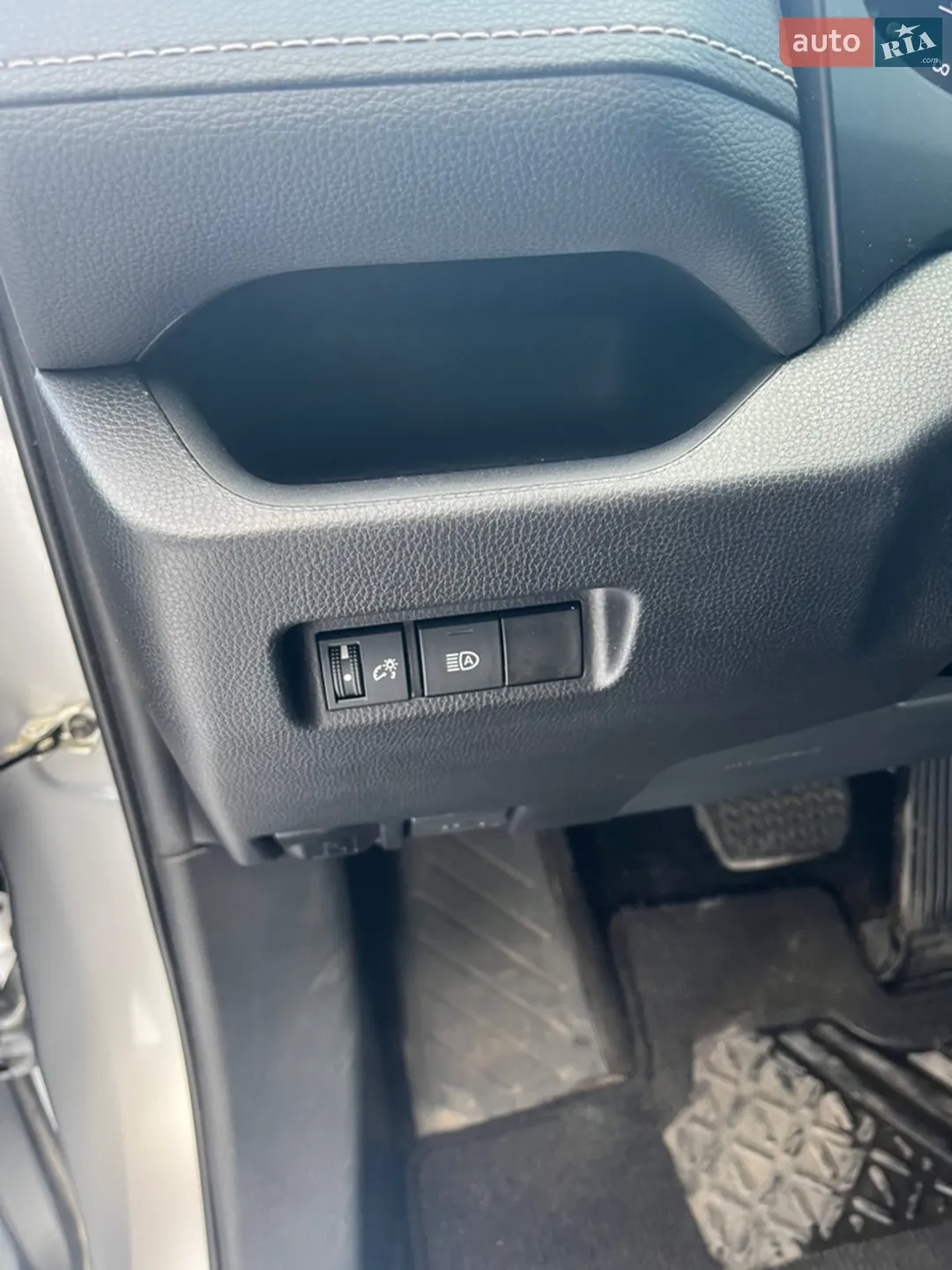 2021 Toyota RAV 4 - мініатюра 28