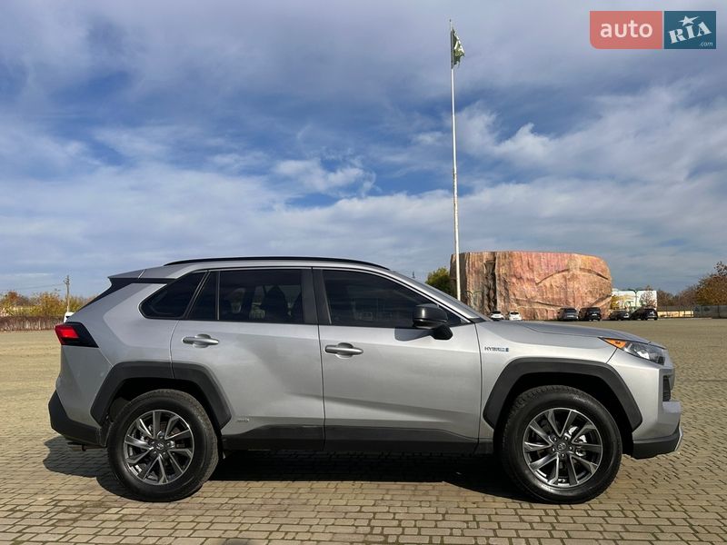 Внедорожник / Кроссовер Toyota RAV4 2020 в Одессе фото 5 Внедорожник / Кроссовер Toyota RAV4 2020 в Одессе