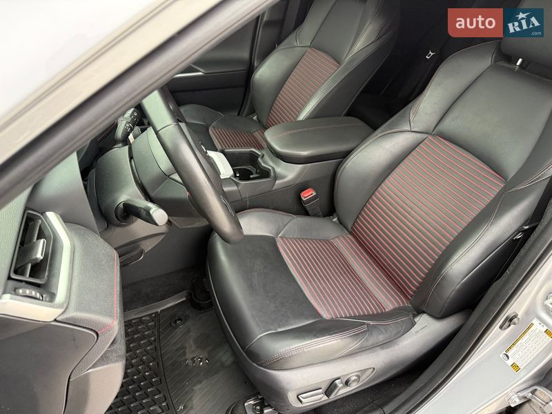 Внедорожник / Кроссовер Toyota RAV4 2023 в Киеве