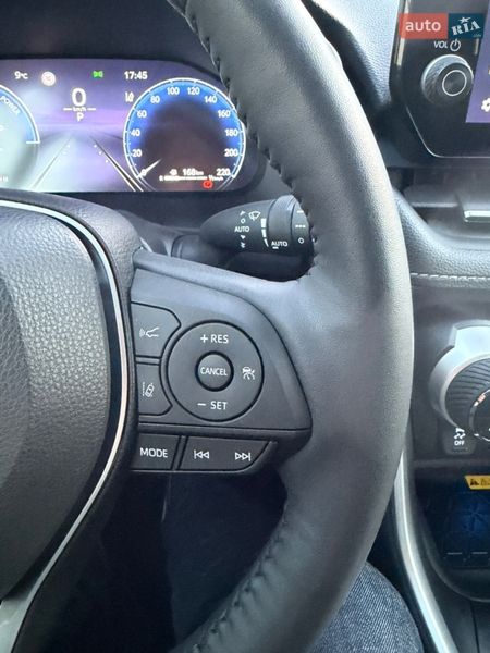 Внедорожник / Кроссовер Toyota RAV4 2023 в Киеве фото 49 Внедорожник / Кроссовер Toyota RAV4 2023 в Киеве