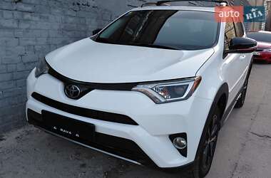 Внедорожник / Кроссовер Toyota RAV4 2018 в Днепре