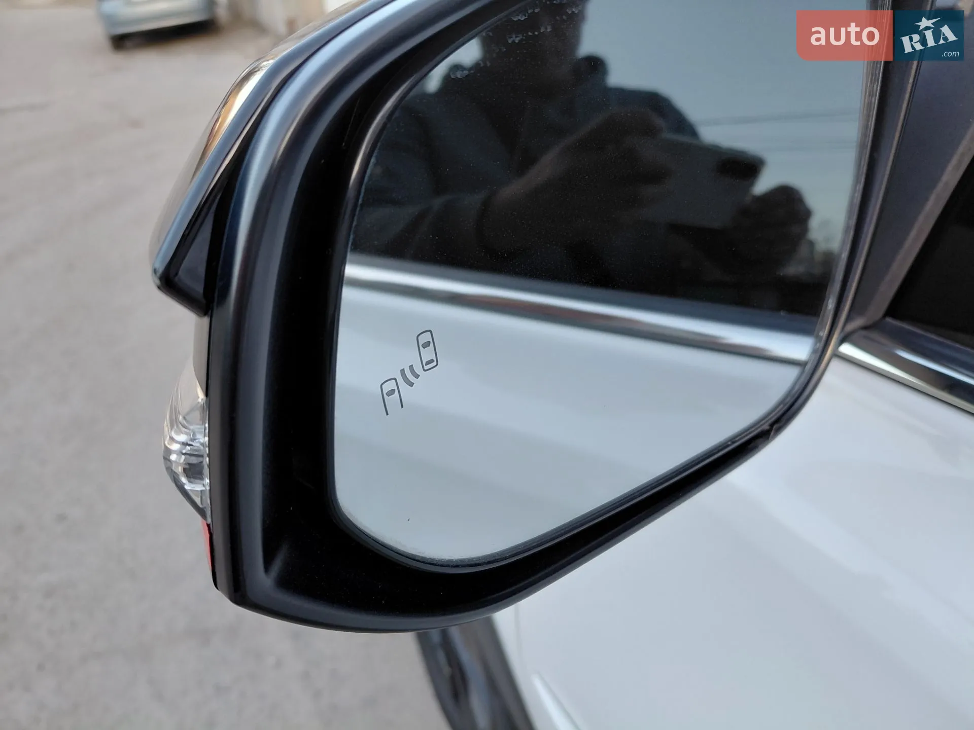 2018 Toyota RAV 4 - мініатюра 17