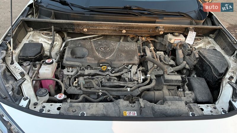Внедорожник / Кроссовер Toyota RAV4 2020 в Львове