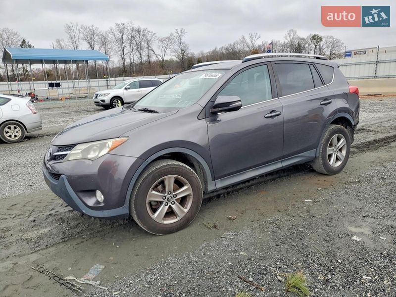 Toyota RAV4 2015