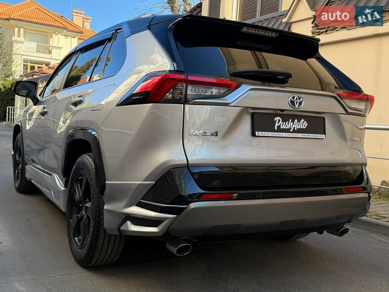Внедорожник / Кроссовер Toyota RAV4 2021 в Одессе