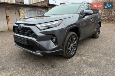 Позашляховик / Кросовер Toyota RAV4 2022 в Києві