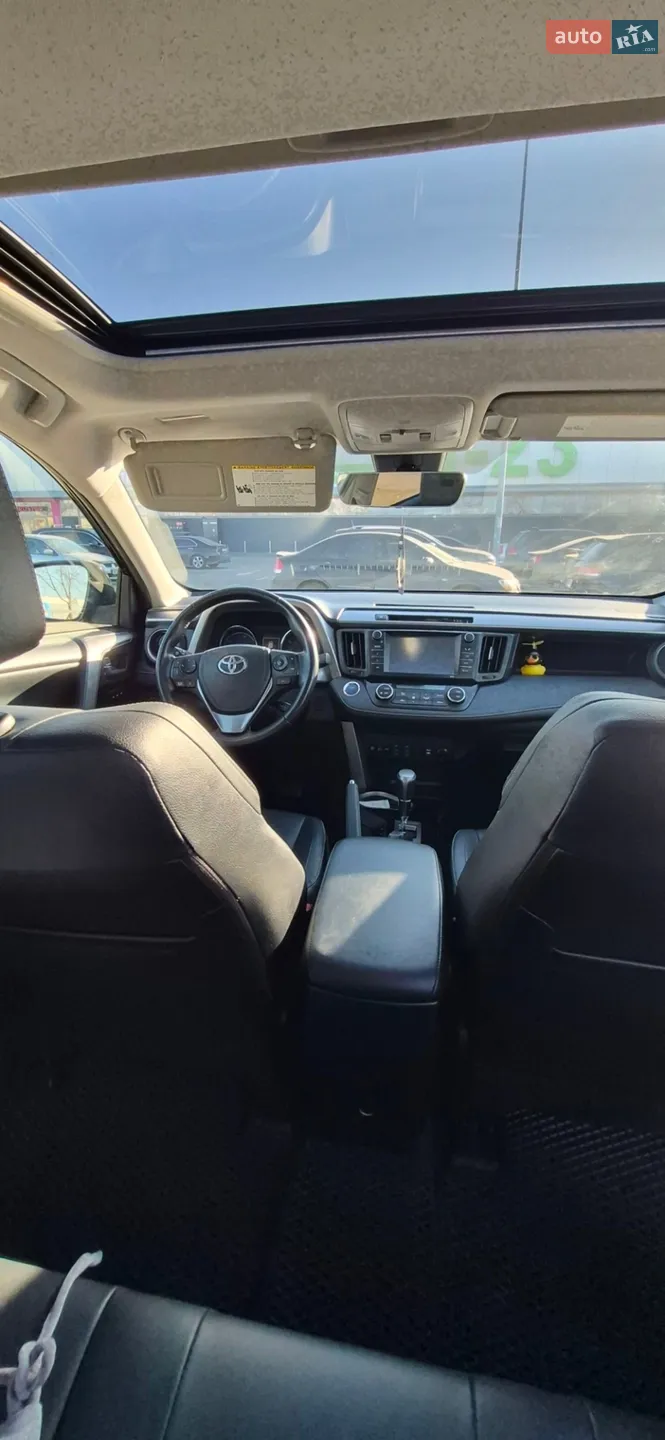 2017 Toyota RAV 4 - мініатюра 16