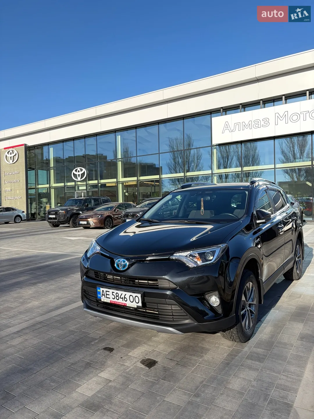 2018 Toyota RAV 4 - фото 1