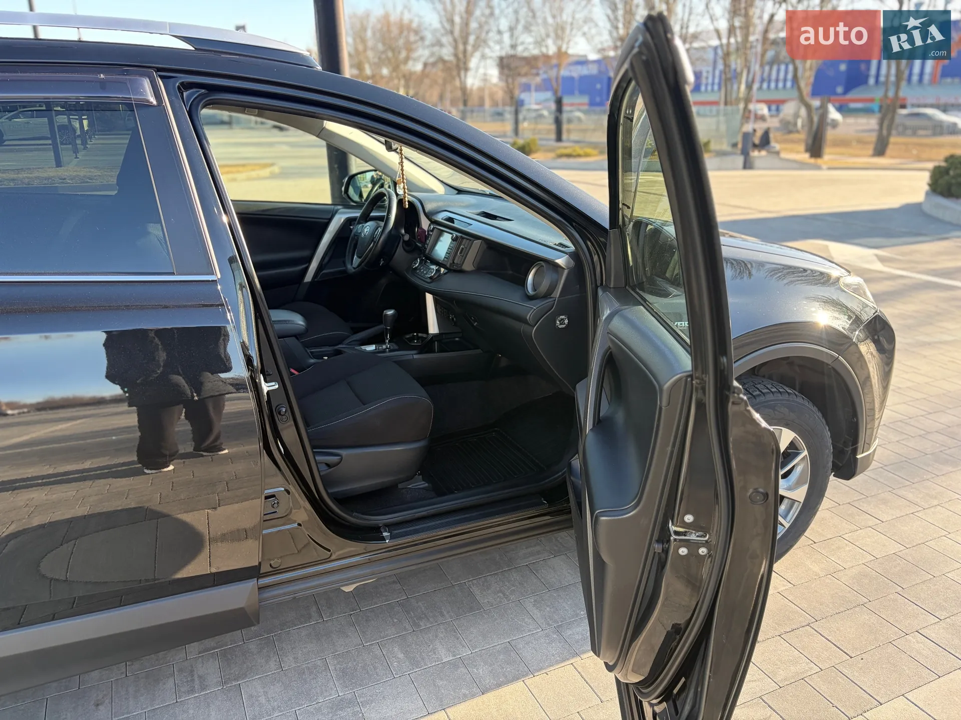 2018 Toyota RAV 4 - мініатюра 12
