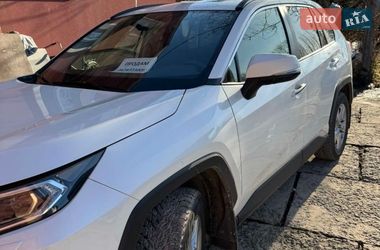 Позашляховик / Кросовер Toyota RAV4 2019 в Баранівці