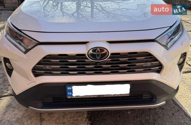 Внедорожник / Кроссовер Toyota RAV4 2019 в Барановке