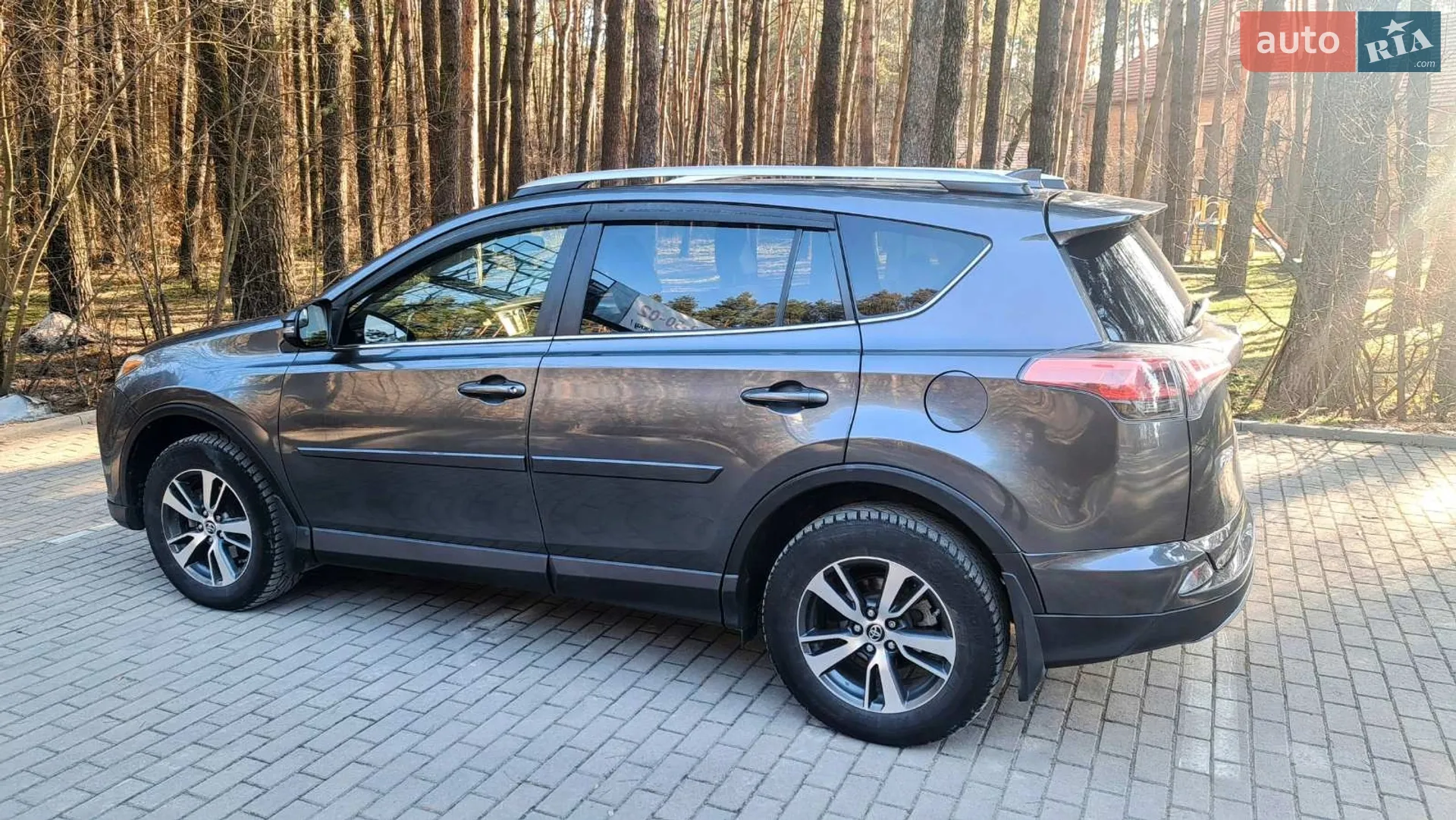 2015 Toyota RAV 4 - мініатюра 3