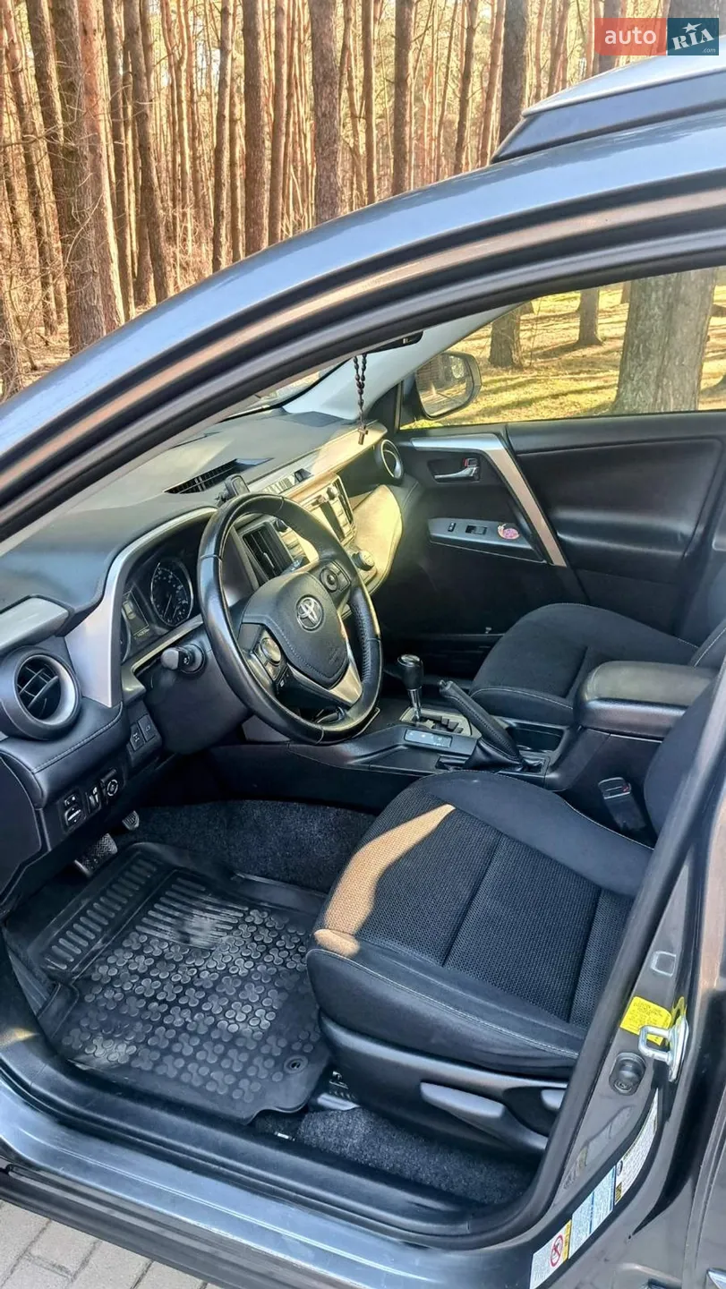 2015 Toyota RAV 4 - мініатюра 6