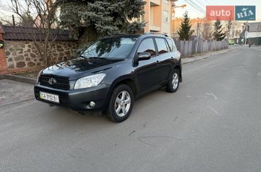Внедорожник / Кроссовер Toyota RAV4 2007 в Киеве