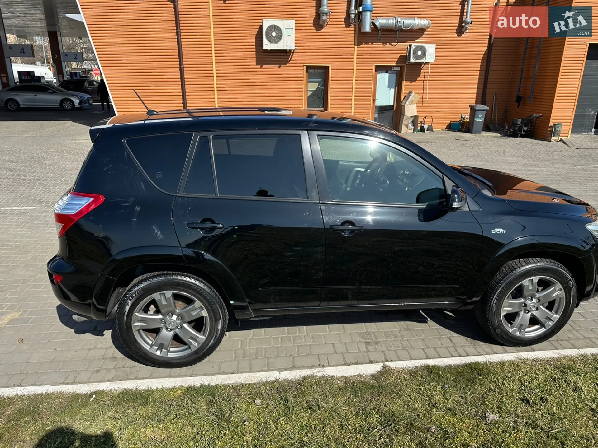 2010 Toyota RAV 4 - мініатюра 3