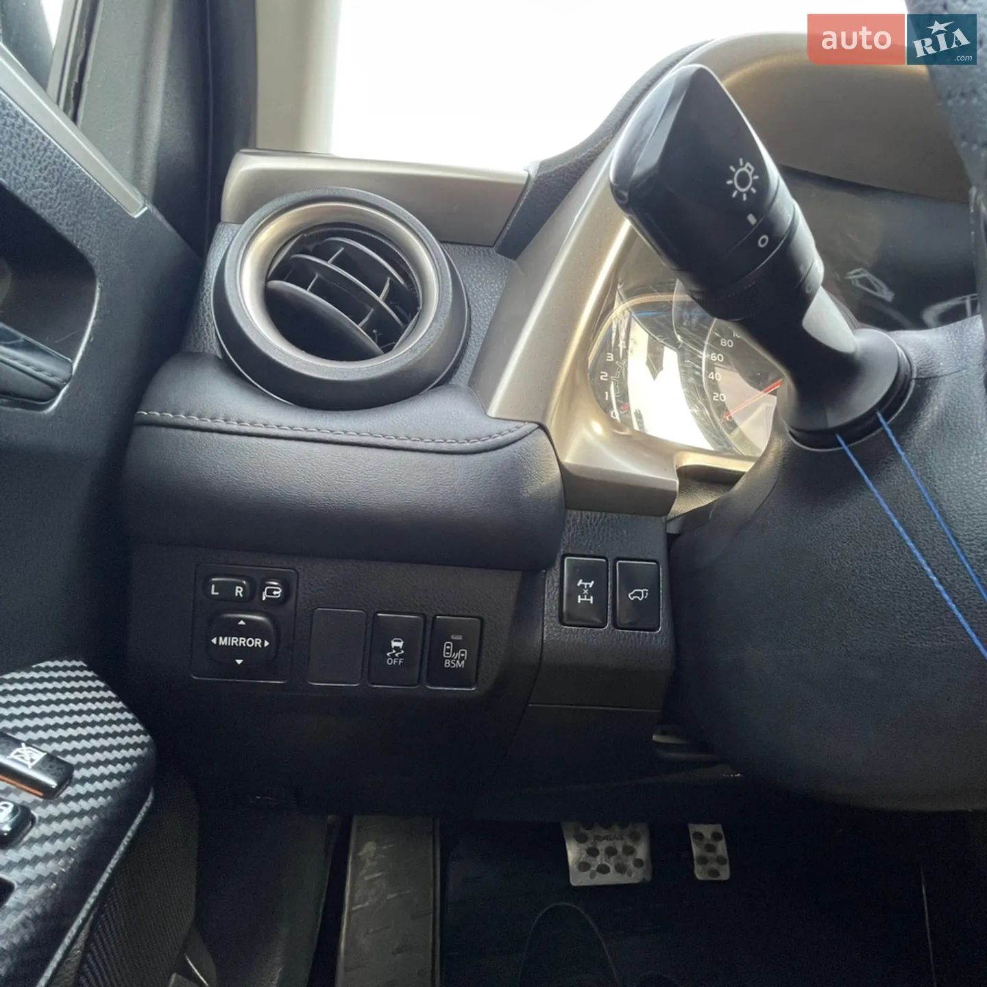 2014 Toyota RAV 4 - мініатюра 9