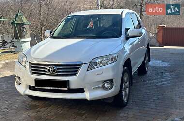 Позашляховик / Кросовер Toyota RAV4 2011 в Обухові