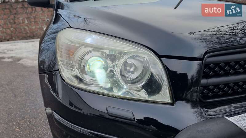 Внедорожник / Кроссовер Toyota RAV4 2006 в Кропивницком