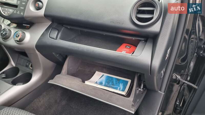 Внедорожник / Кроссовер Toyota RAV4 2006 в Кропивницком