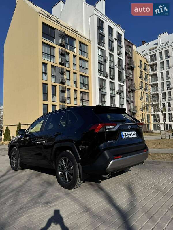 Внедорожник / Кроссовер Toyota RAV4 2023 в Киеве фото 8 Внедорожник / Кроссовер Toyota RAV4 2023 в Киеве