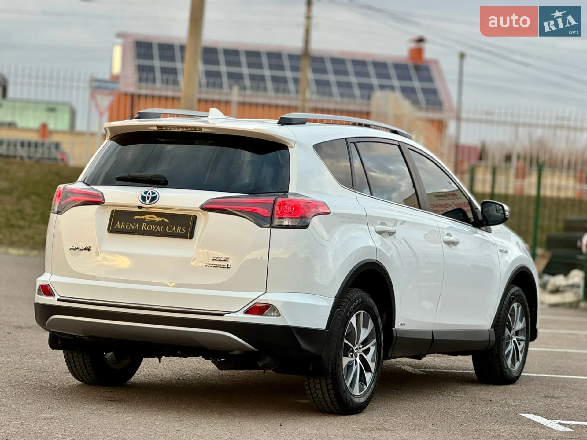 2018 Toyota RAV 4 - мініатюра 16