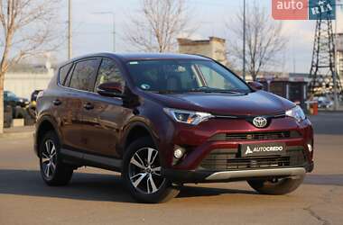 Внедорожник / Кроссовер Toyota RAV4 2016 в Киеве
