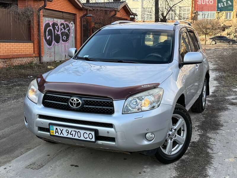 Позашляховик / Кросовер Toyota RAV4 2007 в Харкові