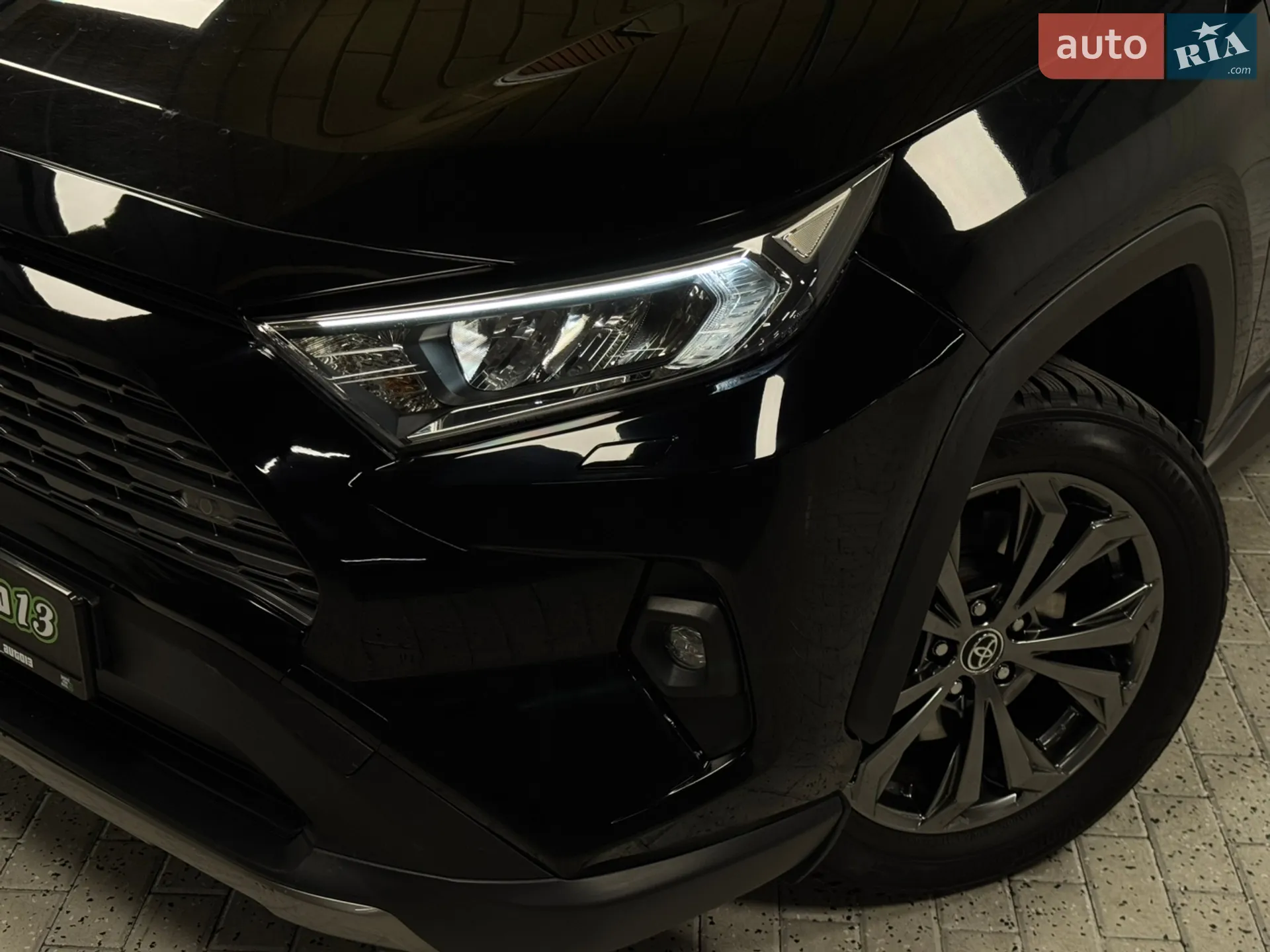 2021 Toyota RAV 4 - мініатюра 10